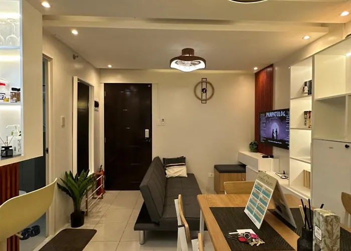 Cozy Staycation 2Bedroom Condo