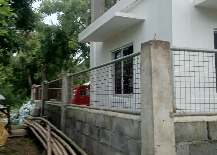 Dhalia'S Apartment