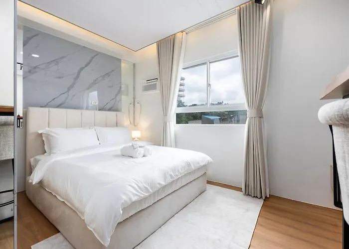 Hotel-Style Condo Cebu Near It Park Self Check In
