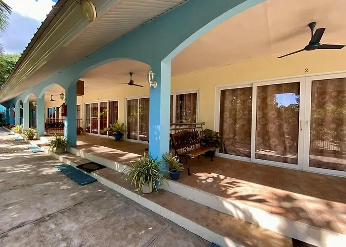 Camotes Seaside Tourist Inn - Camao Resort