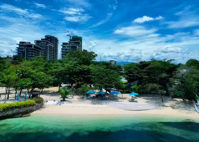 70 Sqm Beachfront In Lapulapu Near Mactan Airport Near Tambuli