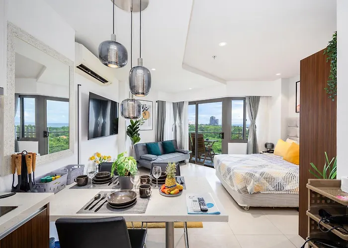 Stylish Studio At Tambuli Residences Ocean View By Dominik Studio Apartment With Pool Access & Balcony In Mactan