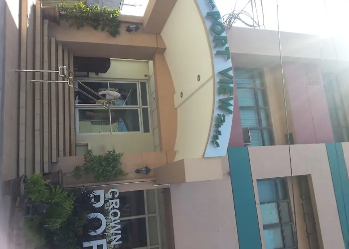 Crown Port View Hotel
