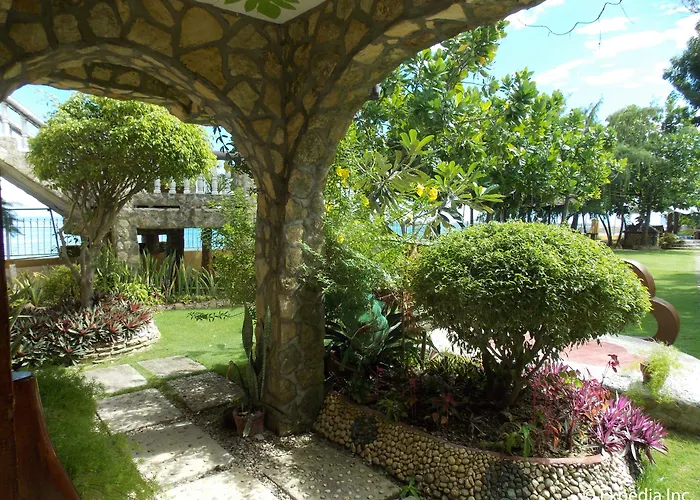 Baluarte De Argao Beach Resort
