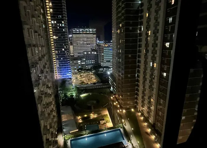 Cebu It Park Stay Cozy Condo With Netflix, Wifi & Pool View