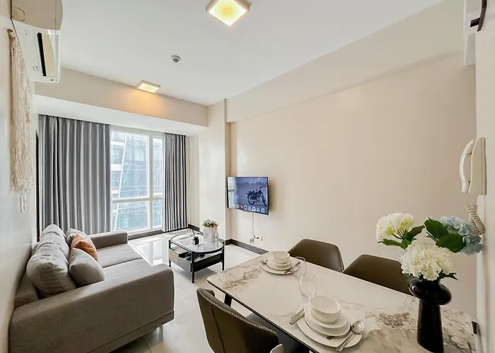 Modern 1Br W Exclusive Pool Access