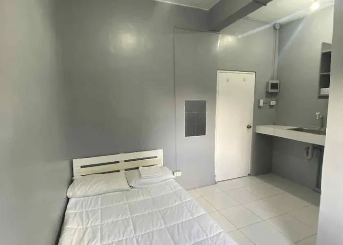 Rest House Studio Room201 By Rizalia Apartment