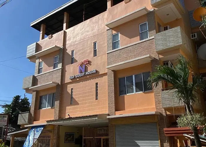 N And F Guesthouse