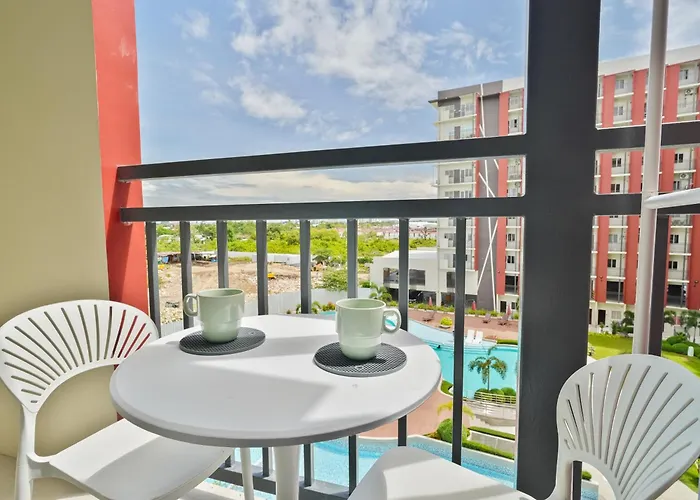 Kajas Condo Luxe At Primeworld District Near Mactan-Cebu International Airport