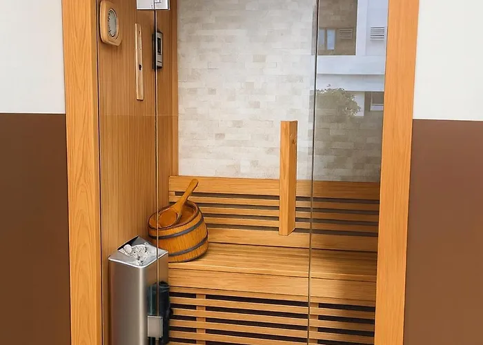 Sauna, Gym, Largest Pool In It Park, Feel At Home
