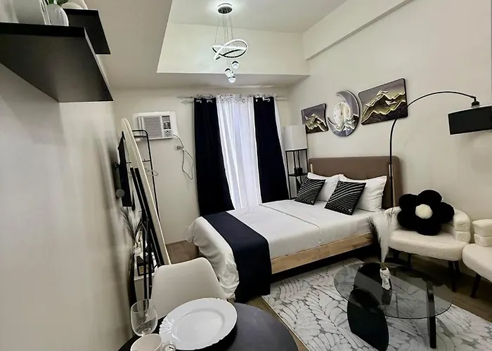The Median Condo Near It Park