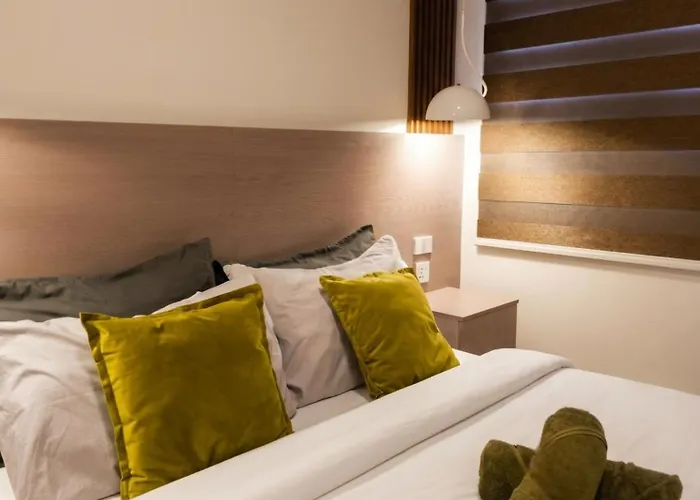 Cozy Luxe Apartment Hotel Feels, Home Comfort Walk To It Park, Netflix, Wifi, Pool