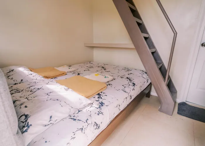 Serenity Busay Room 3