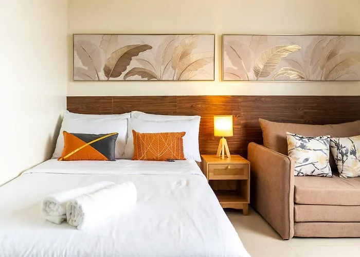Bright Studio & City View At Casa Mira Towers