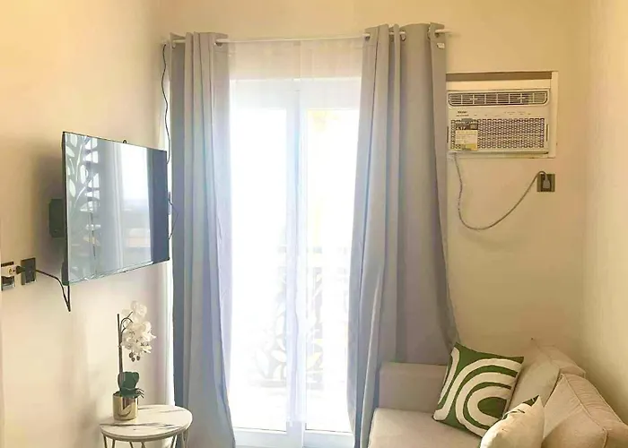 Cozy 1Br With Balcony, Sea View And Pool - Fast Wifi - Snug Sanctuary