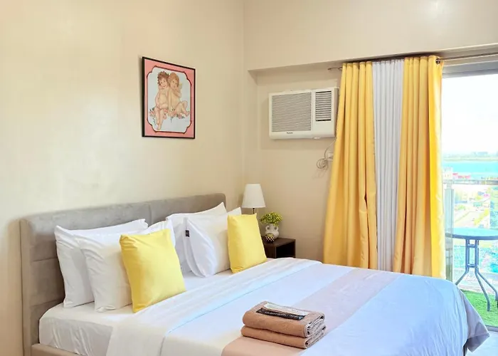 Cozy King Bed With Sofa Bed Sunvida Tower Across Sm Cebu With Balcony
