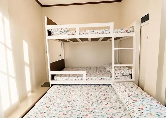 Gloria'S Home Stay