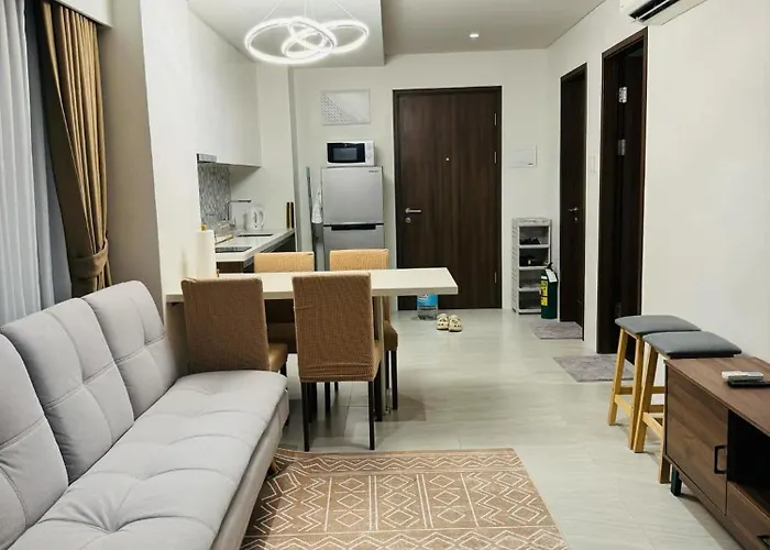 One Bedroom In Tower F -11N With Seaview