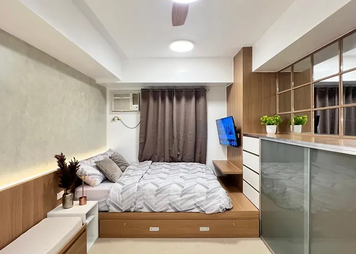 Condo Near Ayala Central Bloc - Avida Riala It Park