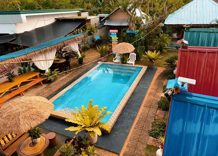 La Provinzia Exclusive Use - 3 Air-Conditioned Rooms 3 Fan Cooled Huts Good For 12 People