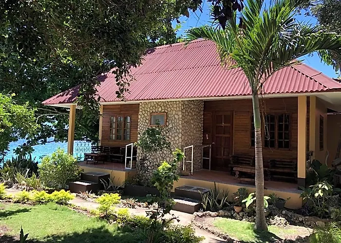 Tipolo Beach Resort