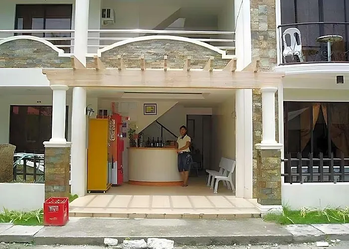 Seaview Apartelle