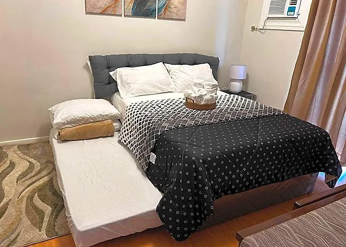 Cozy & Comfy 1-Bedroom Apartment, 5 Mins From The Airport