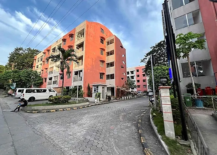 Cozy & Comfy 1-Bedroom Apartment, 5 Mins From The Airport