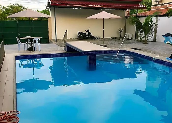 Aosmecpoolcamp Hotel