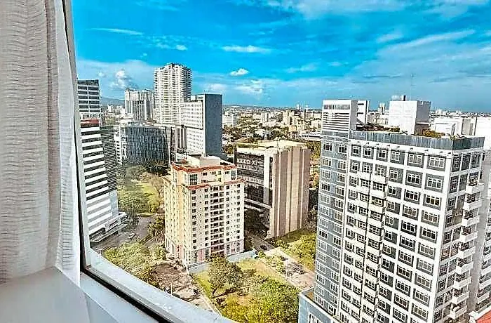 Calyx Residences Ayala