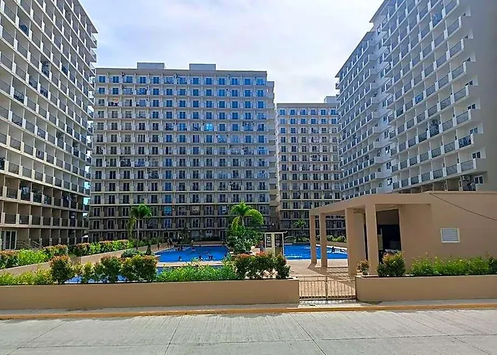 Near Mctan Cebu Airport-Sunrise+City+Seaview Condo