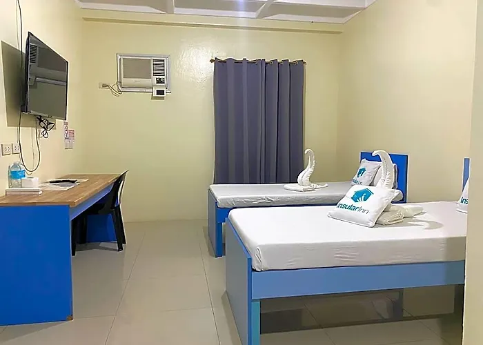 Insular Square Inn Powered By Cocotel