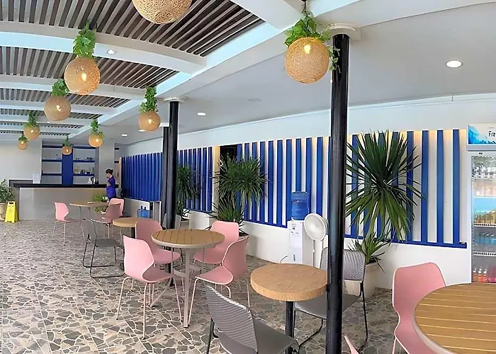 Hotel The Mir