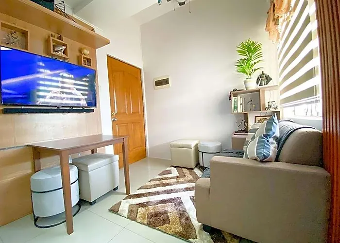 Comfy Condo Near Ayala & It Park