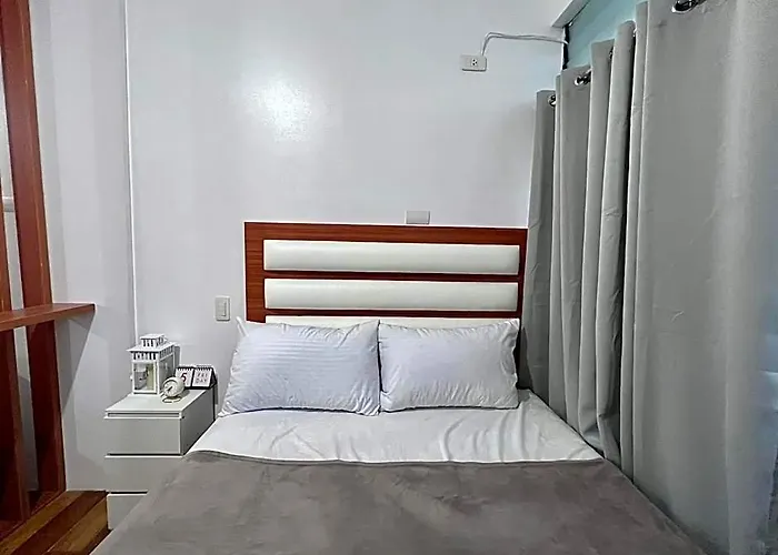 Spacious Studio With Balcony Within The Queen City