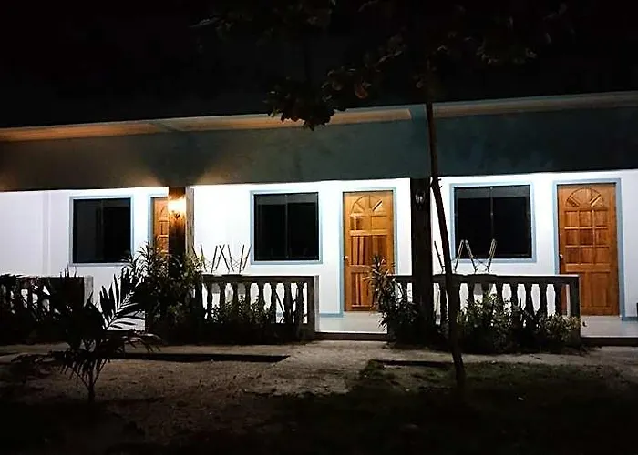 Elen Inn - Malapascua Island Air-Conditioned Room2