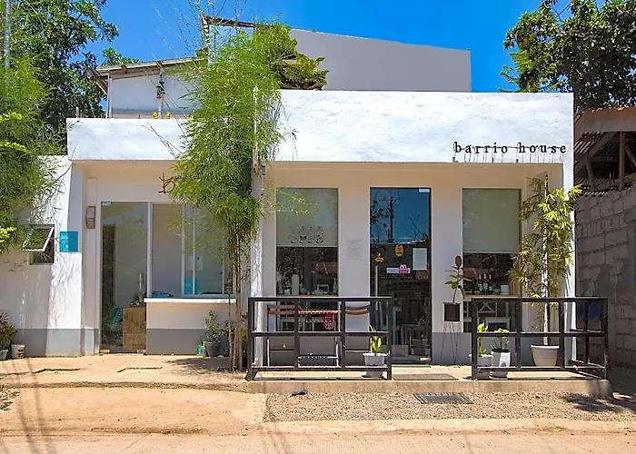 Hometel Barrio House Mactan