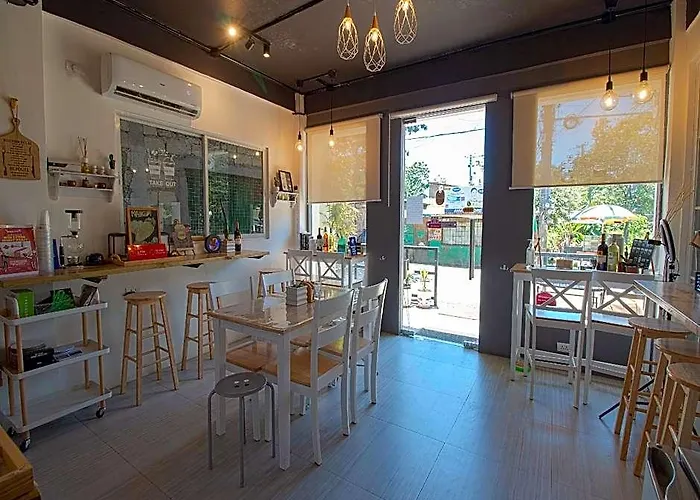 Hometel Barrio House Mactan