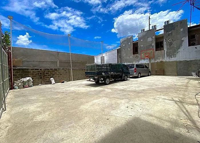 Mambaling Tourist Inn