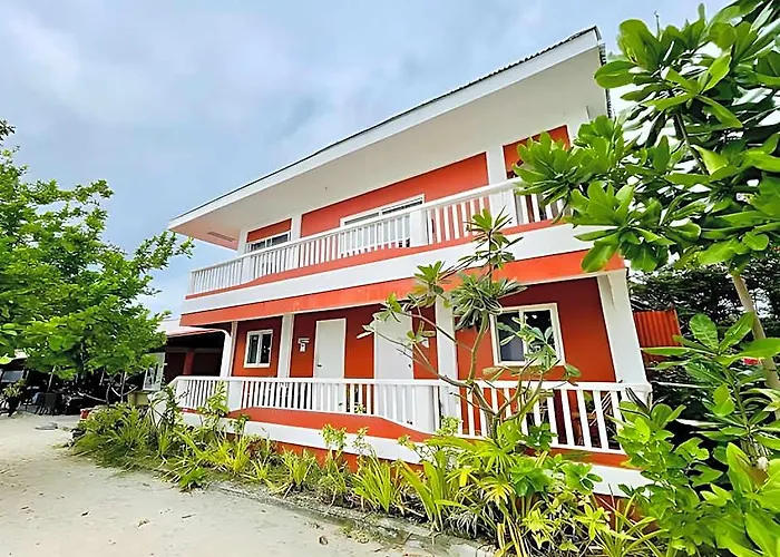 Malapascua Beach & Dive Resort