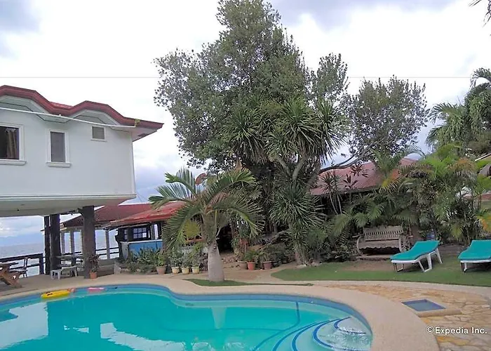 Loves Beach And Dive Resort