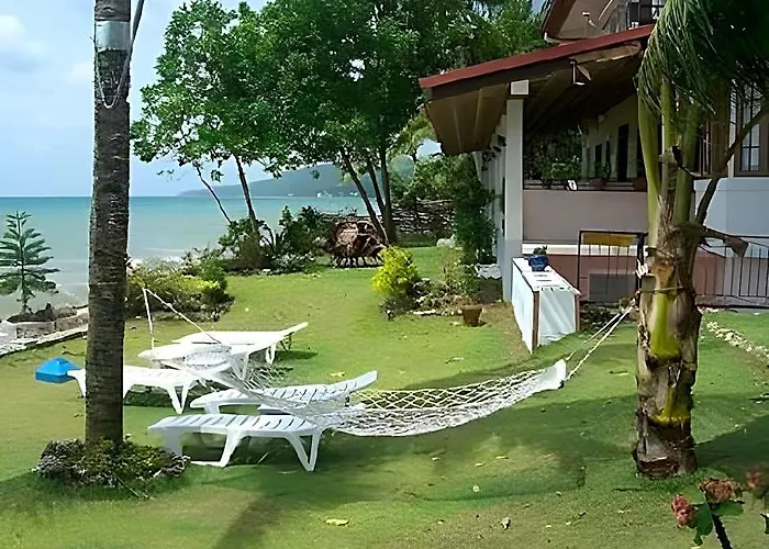 Las Flores Hotel