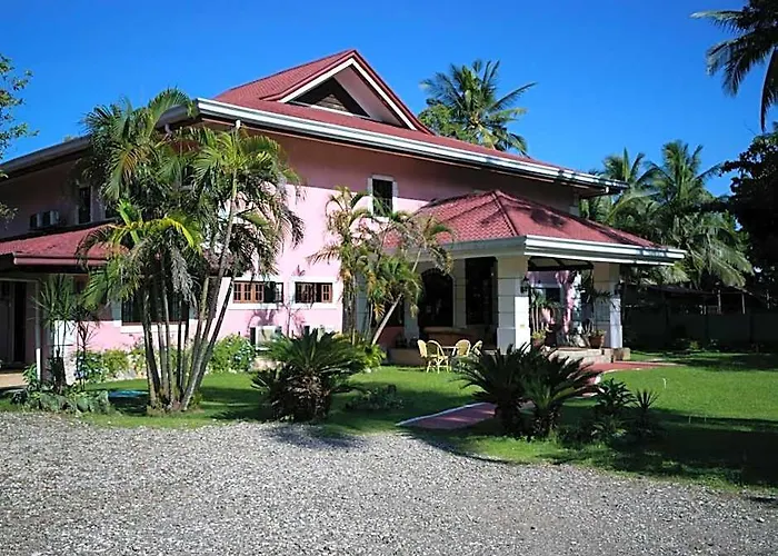 Las Flores Beachside Hotel