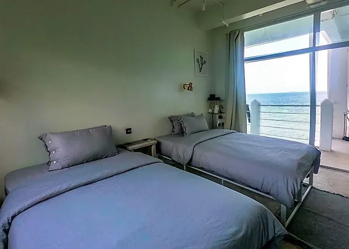 Sugarsea Inn & Dive Shop