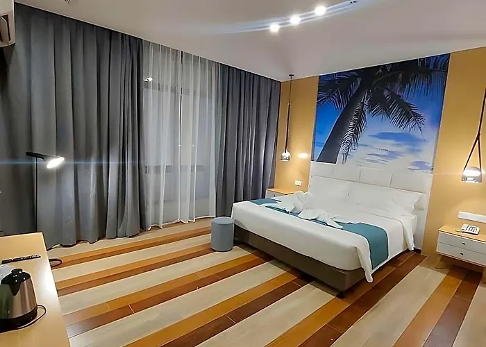 Fan'S Hotel Baybay