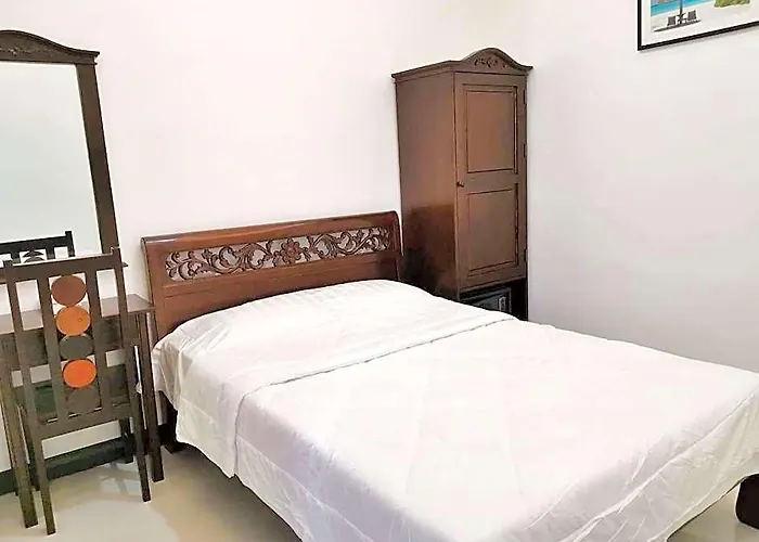 Mj Pension House