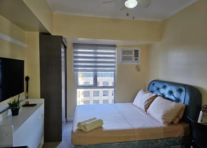 Cozynest In Avida Riala It Park T2, Pool,Fast Wifi