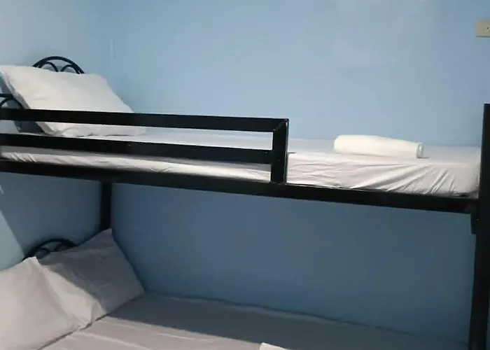 Hatch Guesthouse