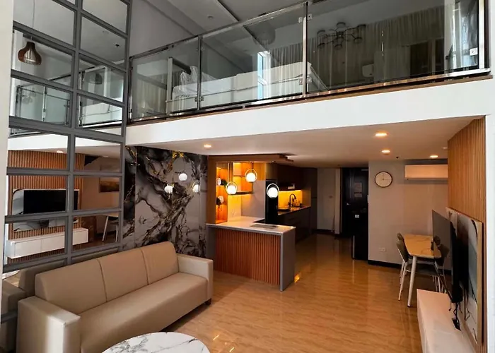 Luxury Loft At Crown Regency