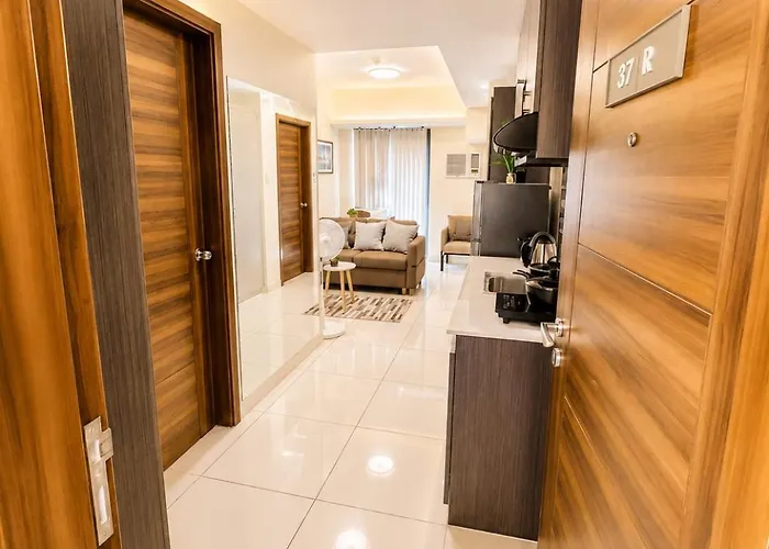 Horizon 101 Corner One Bedroom With Balcony